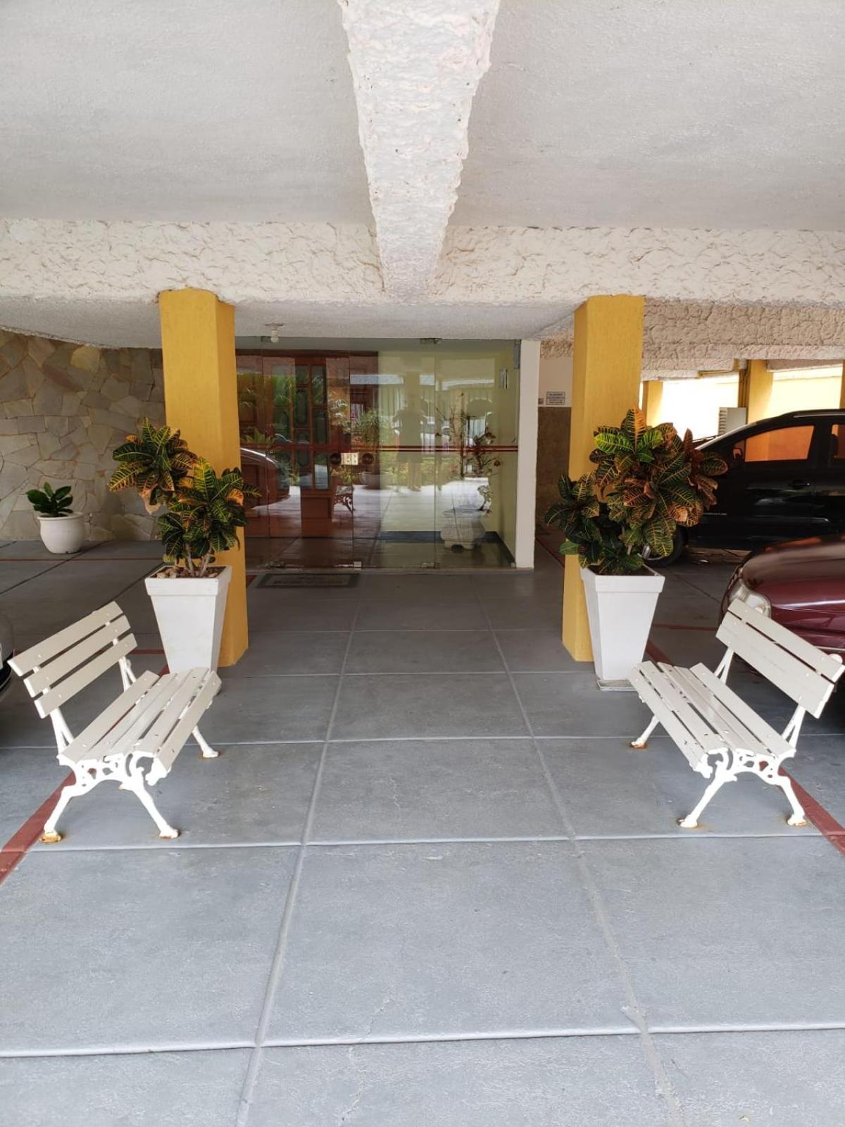 Localizacao Imbativel! A 98M Da Praia Do Forte Com Conforto, Ar-Condicionado E Estacionamento! Cabo Frio Exteriör bild