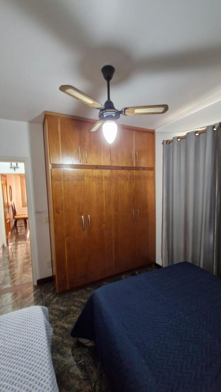 Localizacao Imbativel! A 98M Da Praia Do Forte Com Conforto, Ar-Condicionado E Estacionamento! Cabo Frio Exteriör bild